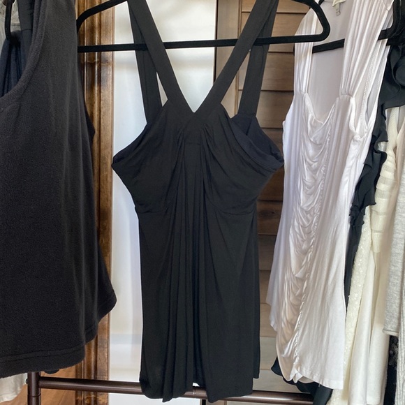 Moda International Tops - NWOT Moda International Tank, Size M